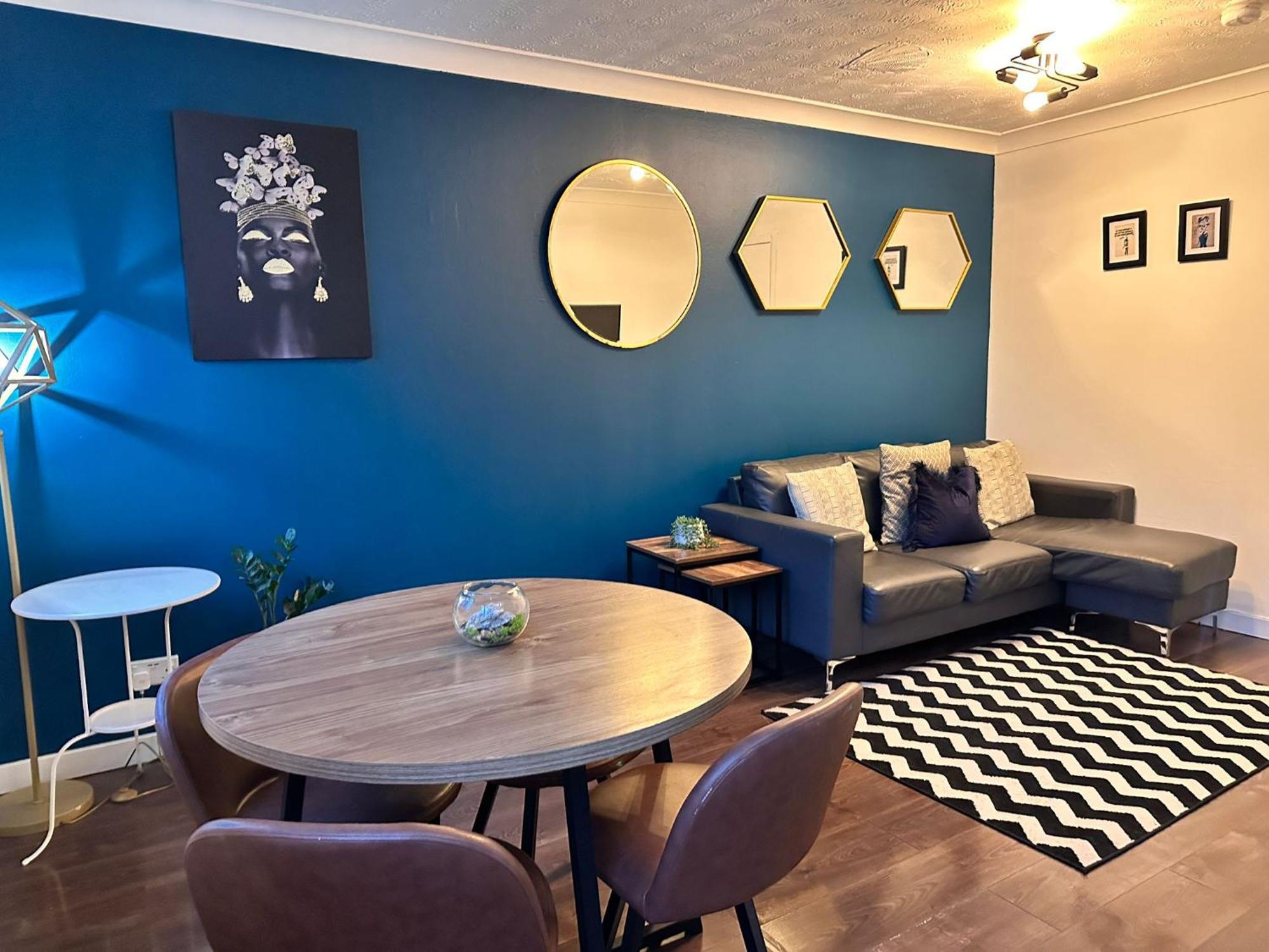 Brightcentral Apartment With Parking Glasgow Exterior photo